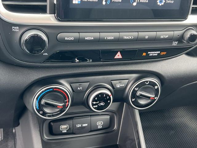 2025 Hyundai Venue SE