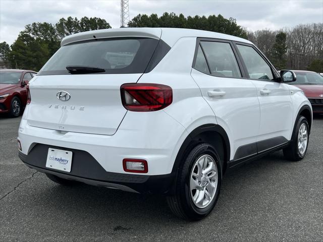 2025 Hyundai Venue SE