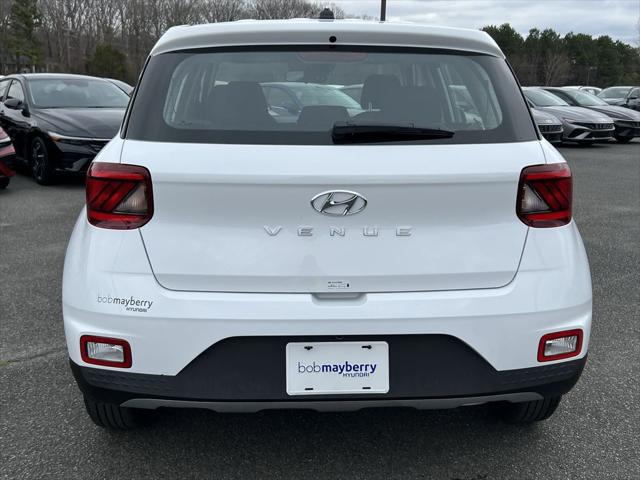 2025 Hyundai Venue SE