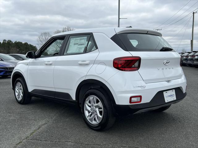 2025 Hyundai Venue SE