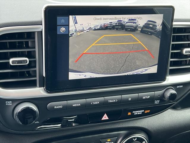 2025 Hyundai Venue SE
