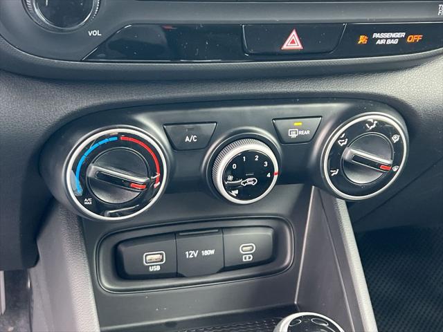 2025 Hyundai Venue SE