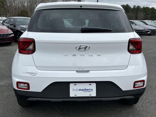 2025 Hyundai Venue SE
