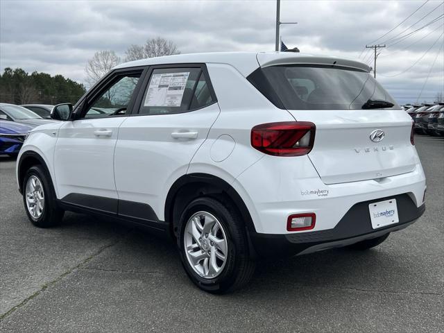 2025 Hyundai Venue SE
