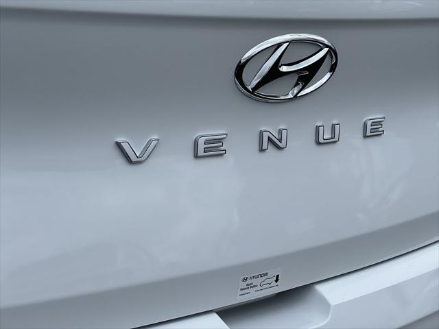 2025 Hyundai Venue SE