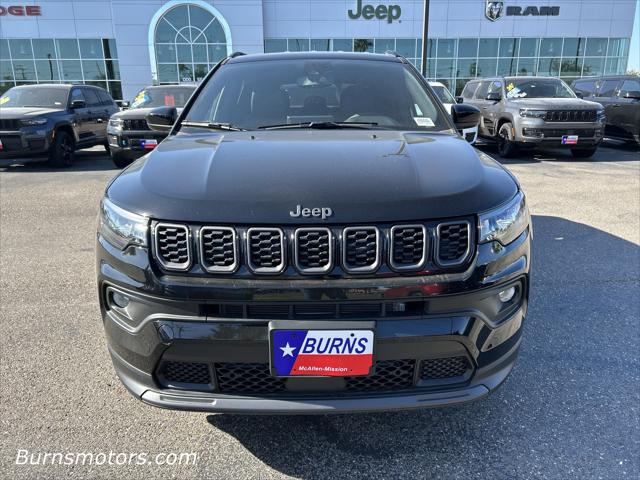 2025 Jeep Compass COMPASS LATITUDE 4X4