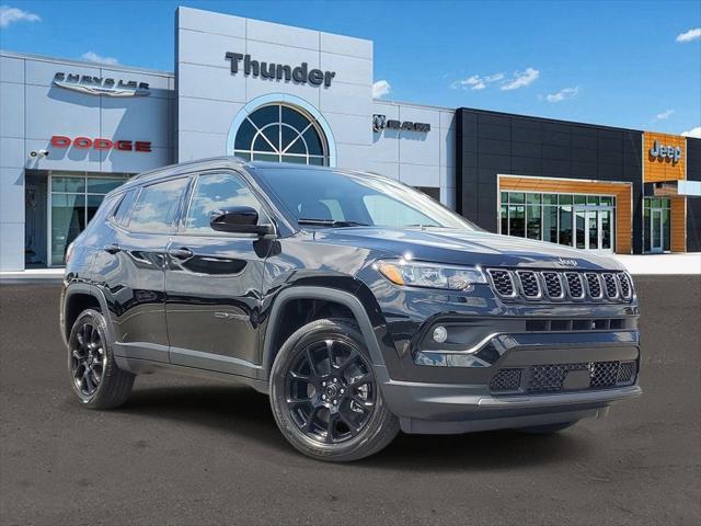 2025 Jeep Compass COMPASS LATITUDE 4X4