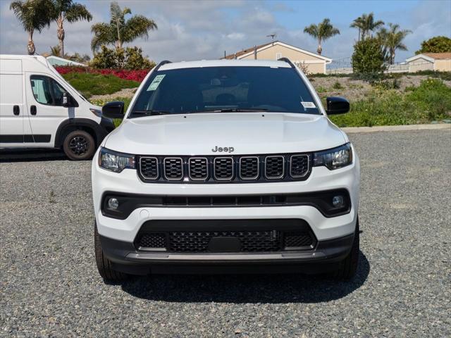 2025 Jeep Compass COMPASS LATITUDE 4X4