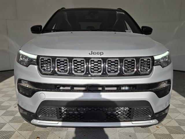 2025 Jeep Compass COMPASS LIMITED 4X4