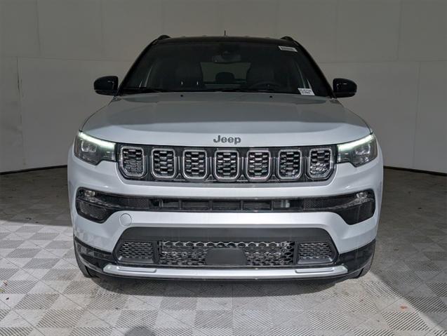2025 Jeep Compass COMPASS LIMITED 4X4