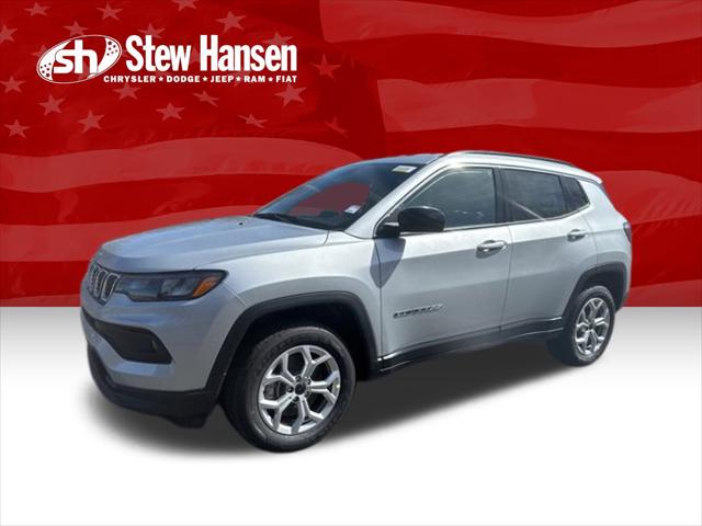 2025 Jeep Compass COMPASS LATITUDE 4X4