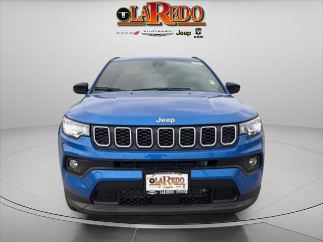 2025 Jeep Compass COMPASS LATITUDE 4X4