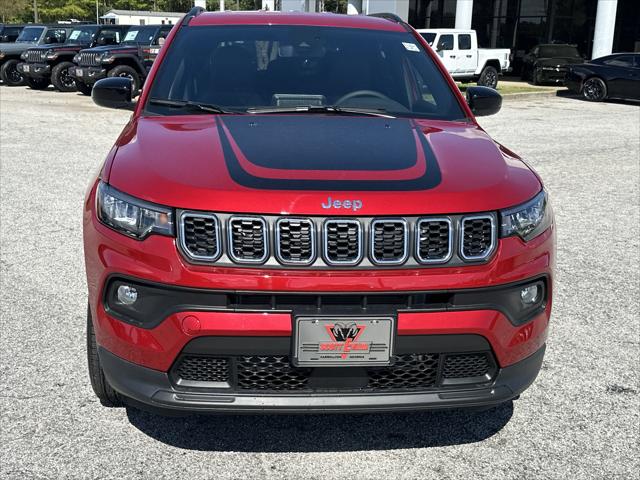 2025 Jeep Compass COMPASS LATITUDE 4X4