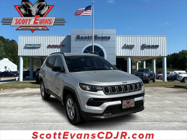 2025 Jeep Compass COMPASS LATITUDE 4X4