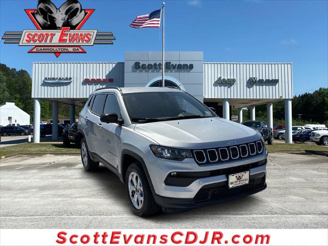 2025 Jeep Compass COMPASS LATITUDE 4X4
