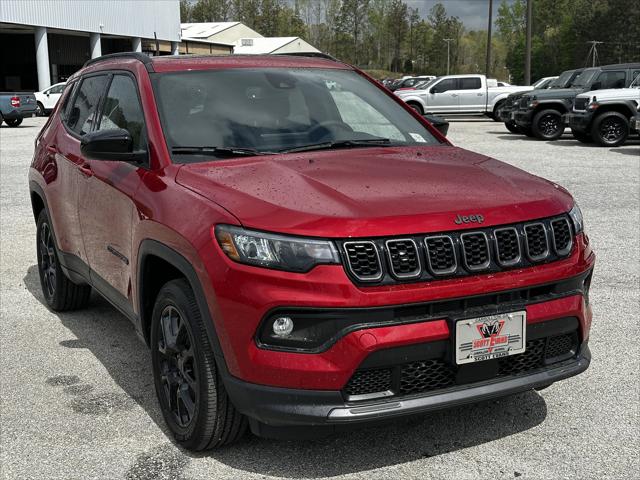 2025 Jeep Compass COMPASS LATITUDE 4X4