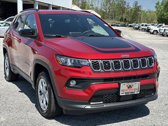 2025 Jeep Compass COMPASS LATITUDE 4X4