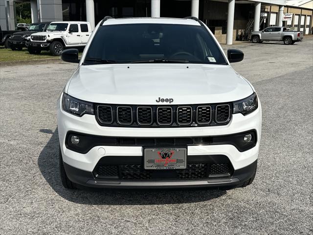 2025 Jeep Compass COMPASS LATITUDE 4X4