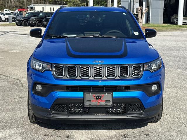 2025 Jeep Compass COMPASS LATITUDE 4X4