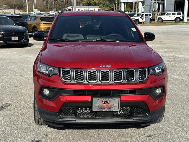 2025 Jeep Compass COMPASS LATITUDE 4X4