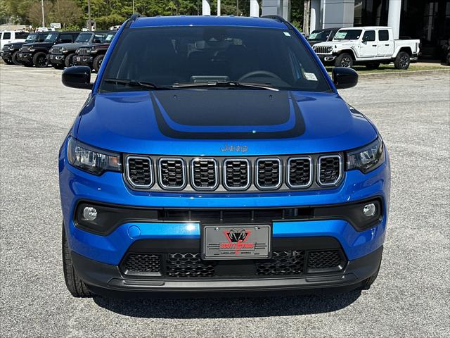 2025 Jeep Compass COMPASS LATITUDE 4X4