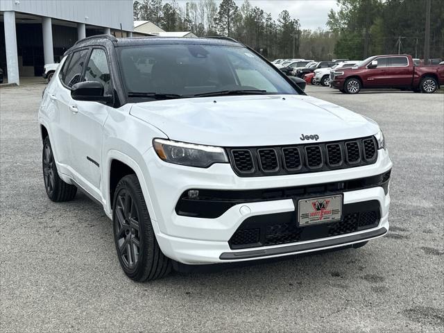 2025 Jeep Compass COMPASS LIMITED 4X4