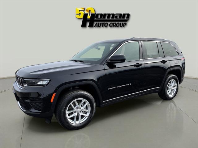 2025 Jeep Grand Cherokee GRAND CHEROKEE LAREDO X 4X4