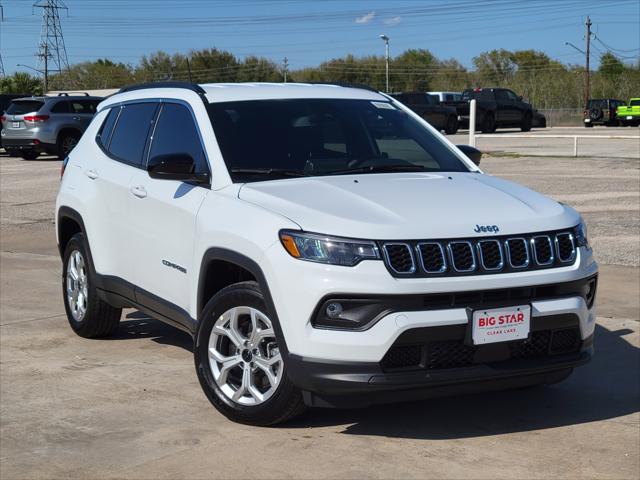 2025 Jeep Compass COMPASS LATITUDE 4X4
