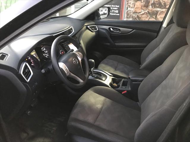 2016 Nissan Rogue SV