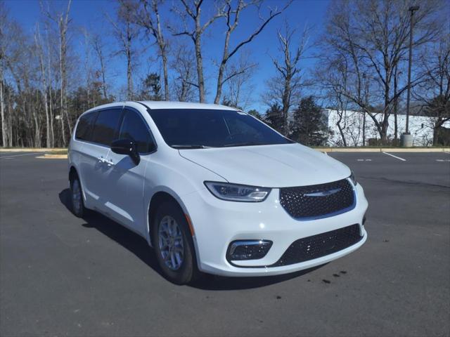 2025 Chrysler Pacifica PACIFICA SELECT