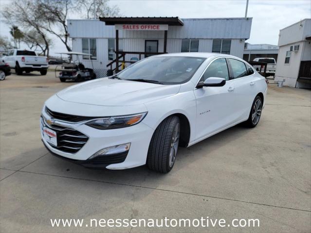 2022 Chevrolet Malibu FWD LT