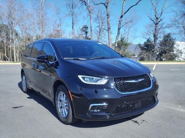 2025 Chrysler Pacifica PACIFICA SELECT