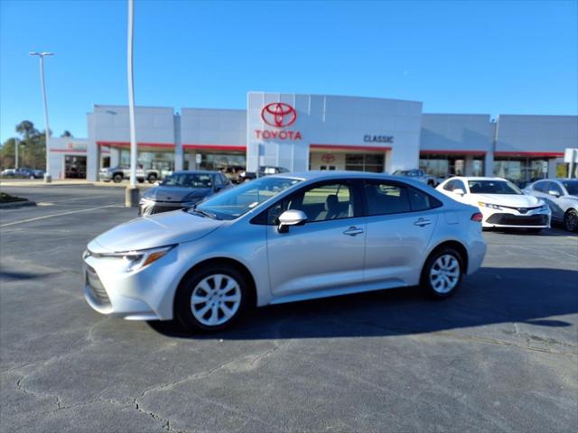 2024 Toyota Corolla Hybrid LE