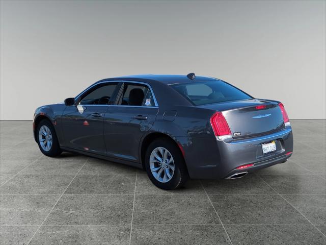 2023 Chrysler 300 Touring