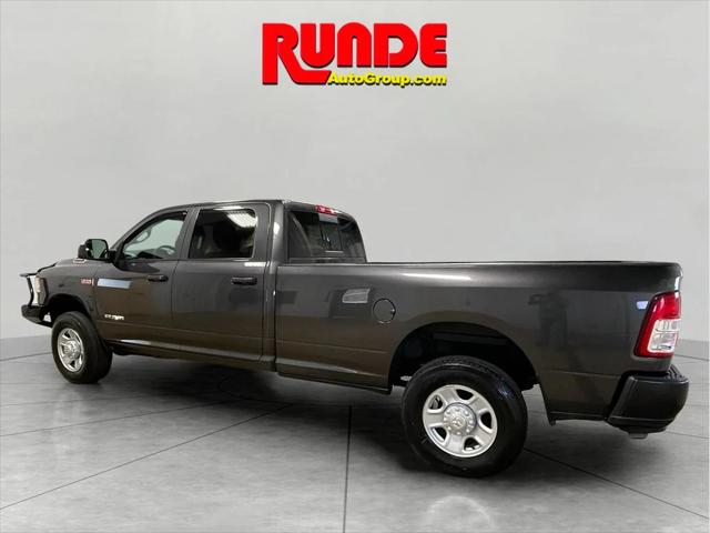 2021 RAM 3500 Tradesman Crew Cab 4x4 8 Box