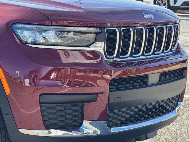 2025 Jeep Grand Cherokee GRAND CHEROKEE L LAREDO X 4X4