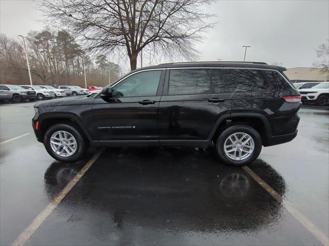 2023 Jeep Grand Cherokee L Laredo 4x2