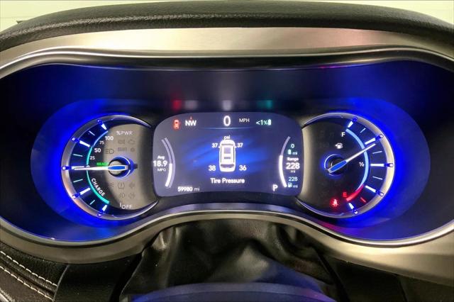 2022 Chrysler Pacifica Hybrid Limited