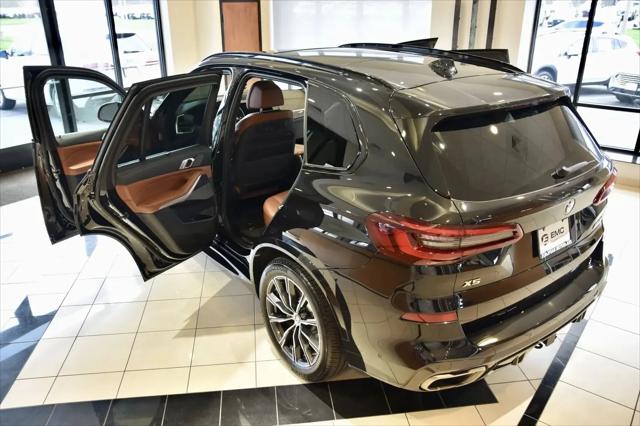 2023 BMW X5 M50i