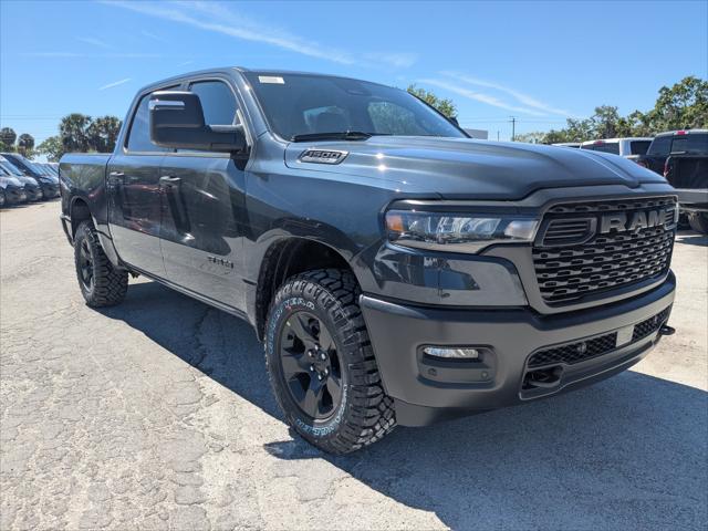 2025 RAM Ram 1500 RAM 1500 WARLOCK CREW CAB 4X4 57 BOX