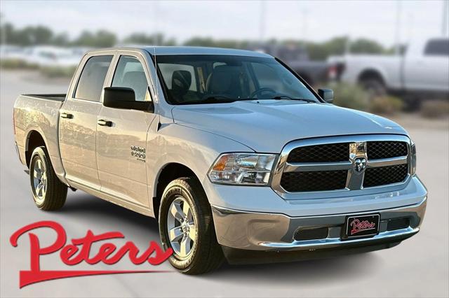 2022 RAM 1500 Classic SLT Crew Cab 4x2 57 Box