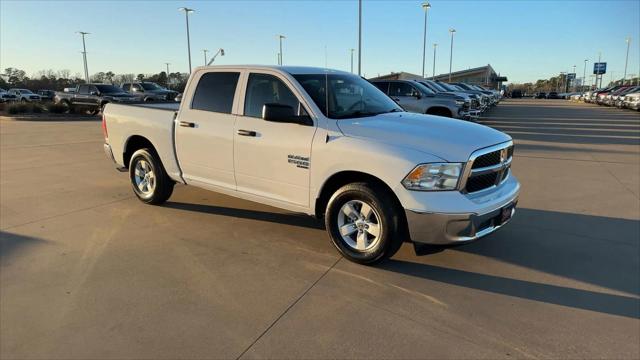 2022 RAM 1500 Classic SLT Crew Cab 4x2 57 Box