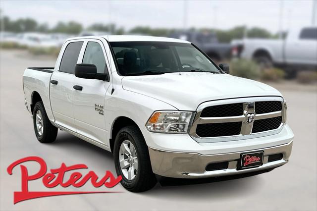2022 RAM 1500 Classic SLT Crew Cab 4x2 57 Box