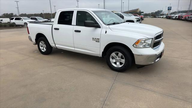 2022 RAM 1500 Classic SLT Crew Cab 4x2 57 Box