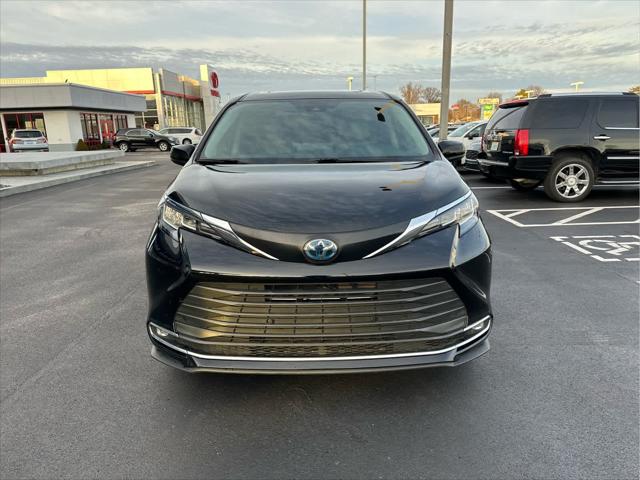 2022 Toyota Sienna XLE