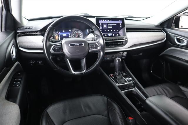 2022 Jeep Compass Latitude Lux 4x4