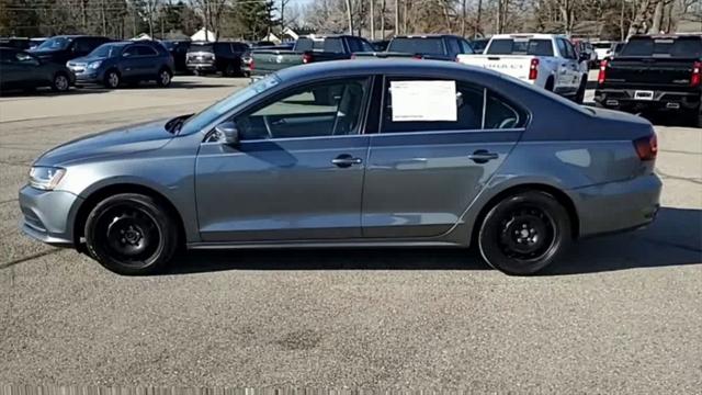 Used 2017 Volkswagen Jetta For Sale in Waterford Twp, MI