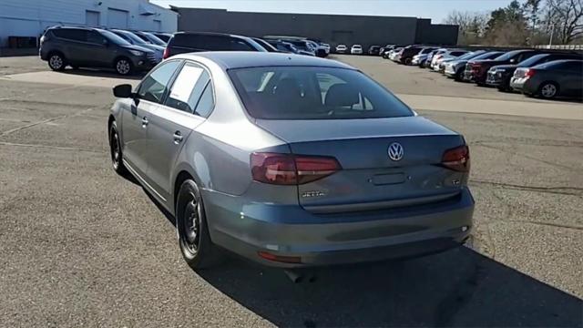 Used 2017 Volkswagen Jetta For Sale in Waterford Twp, MI