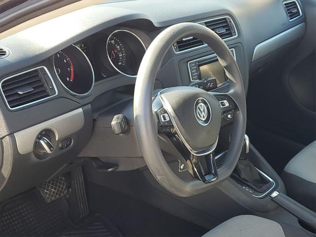 Used 2017 Volkswagen Jetta For Sale in Waterford Twp, MI