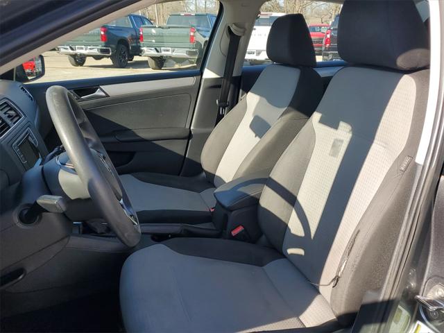 Used 2017 Volkswagen Jetta For Sale in Waterford Twp, MI